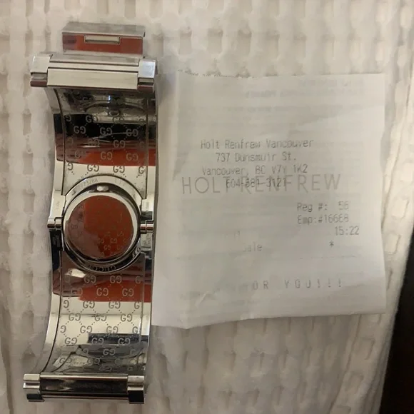 Gucci Watch - Picture 3 of 6